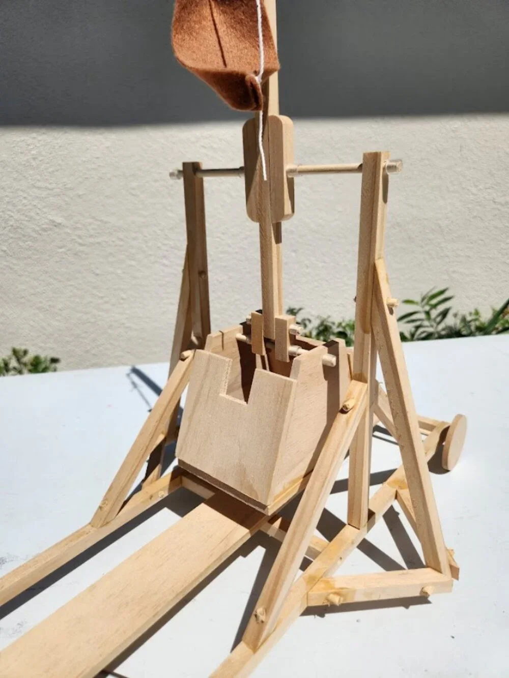 Pathfinders Medieval Trebuchet Siege Engine Catapult Model History Model Social